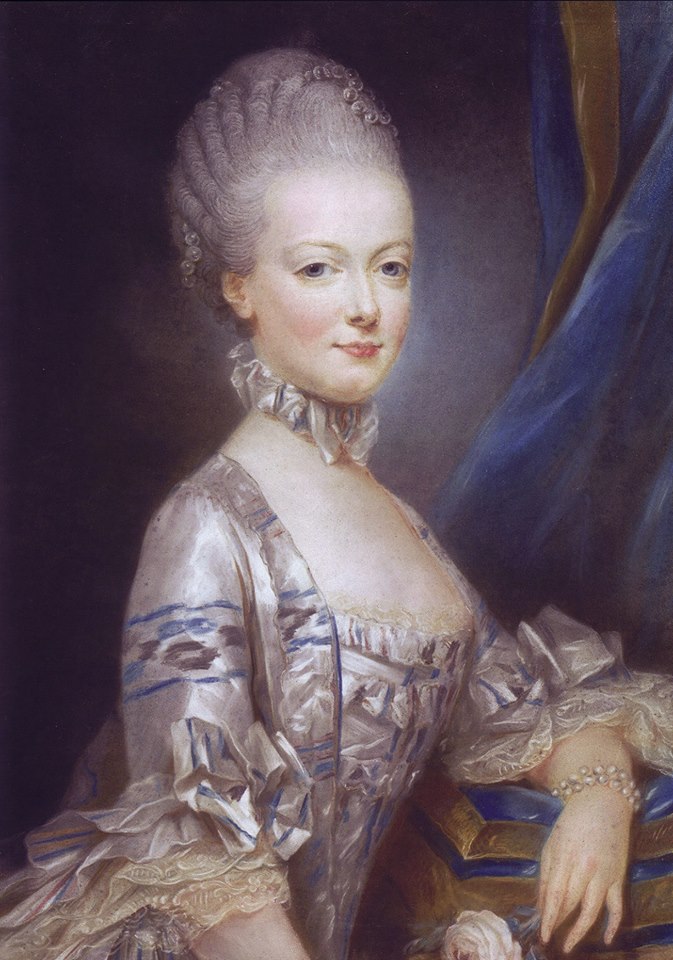 Marie-Antoinette a-t-elle eu un appareil dentaire? - Page 3 Ma_d210