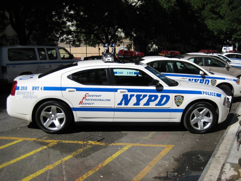 dodge charger de la police de New York - Page 3 100ai110