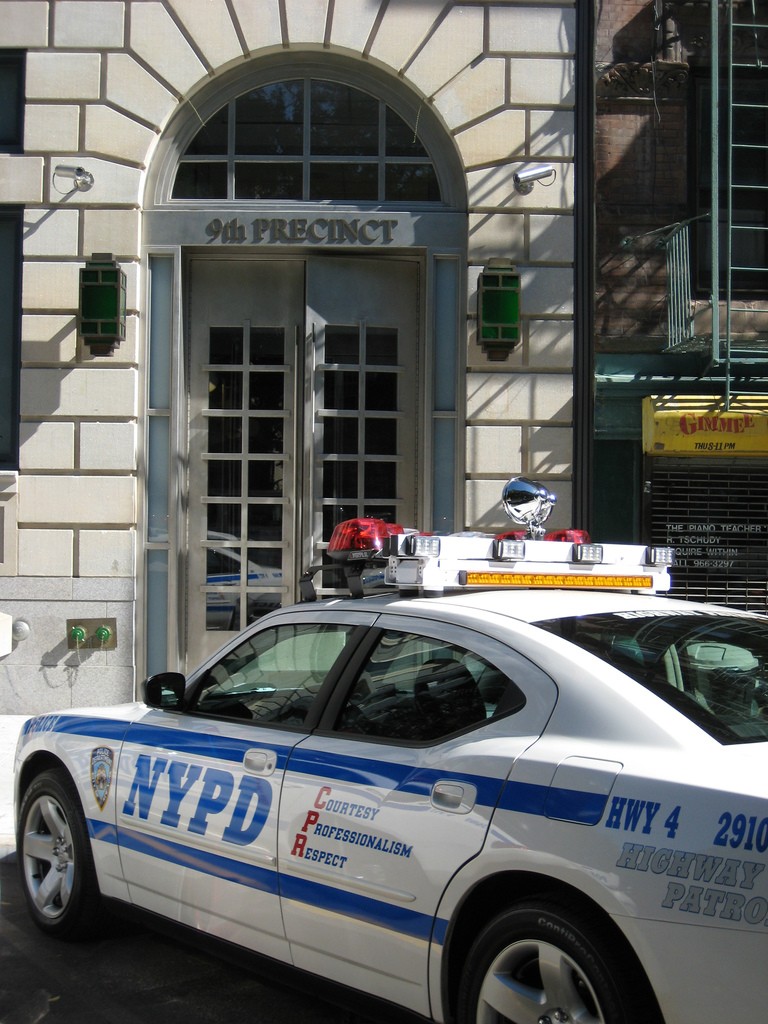 dodge charger de la police de New York - Page 3 101ez010