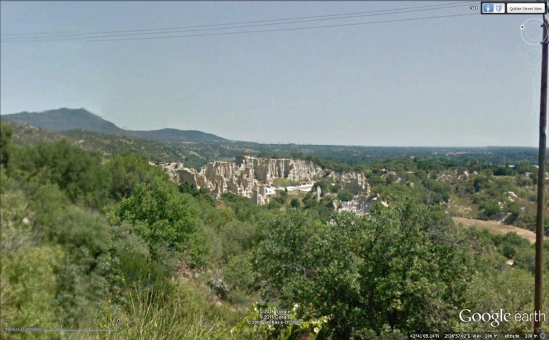 Les cheminées des fées (Les orgues de l'Ile-sur Têt), Pyrénées-Orientales Sans_t94