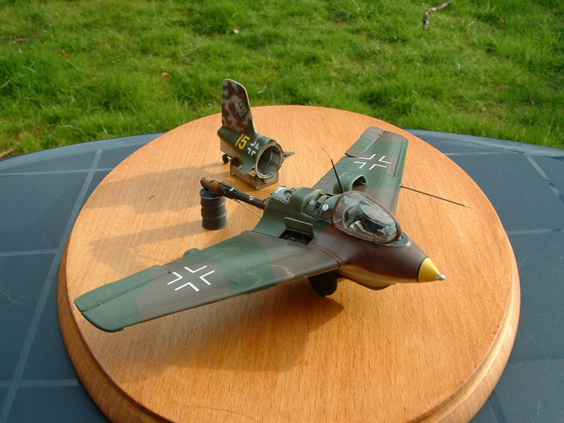 [Résultats 1/48e] Concours montage avion allemands WWII  Me163_32