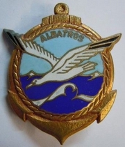 Insignes, Médailles, Attributs Affiches de Marine - Page 2 Insign14