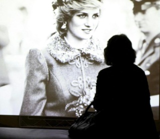 Ledi Diana, ekspozite ne kujtim te princeshes 713