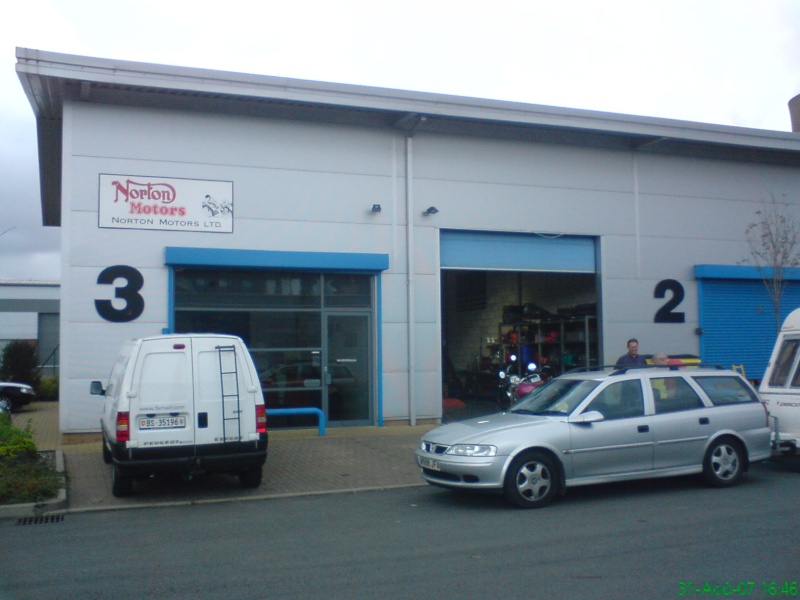 Petit passage chez Norton Motors à Rugeley UK Dsc00210