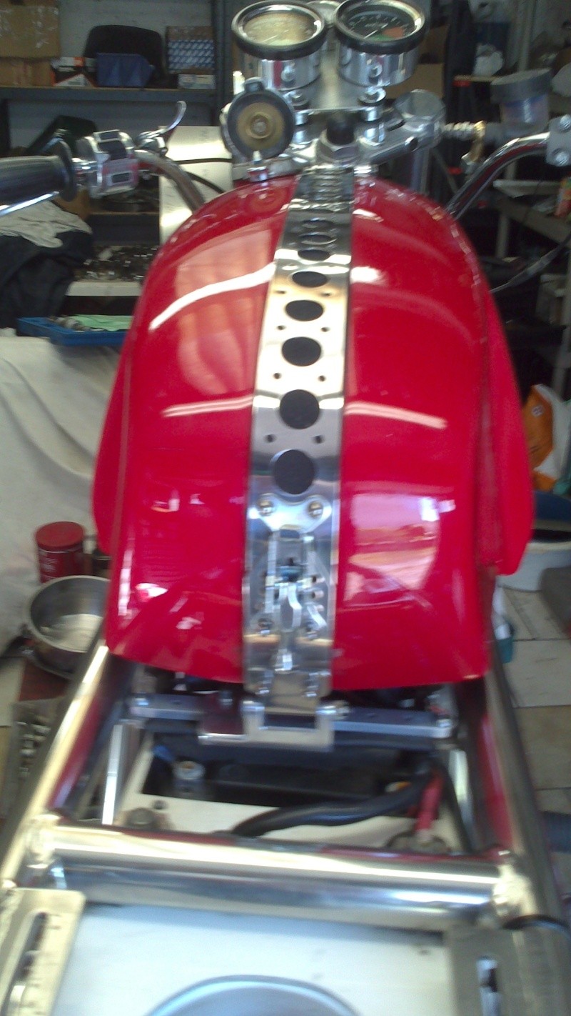 Travail d'au moins 6 mois sur ma RICKMAN INTERCEPTOR ENFIELD Cylind45