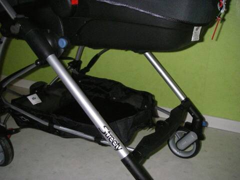 Adaptateur Mila Bebe Confort Compatible Avec Nacelle Streety Adaptateur Mila Bebe Confort Compatible Avec Nacelle Streety