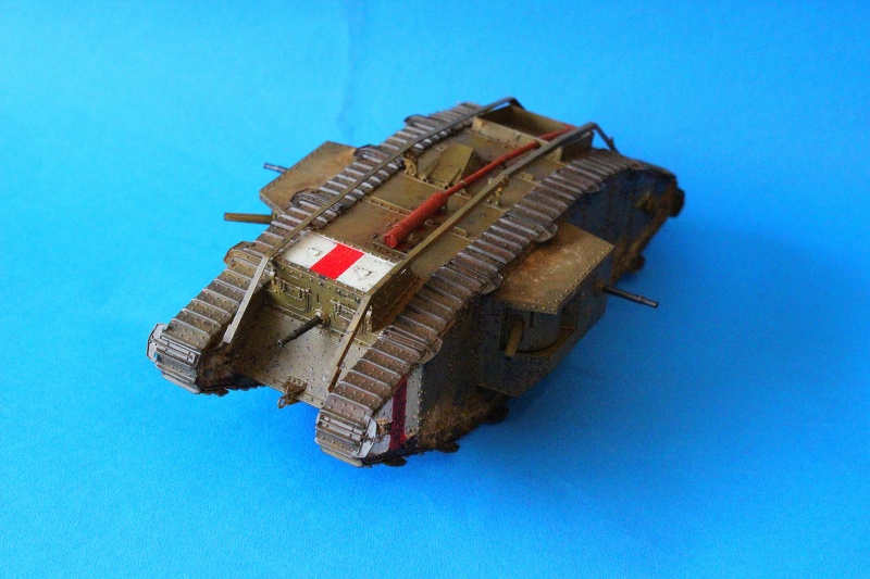 takom Mark IV  1/35 Img_8016