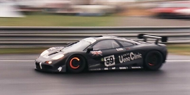 [PROVENCE MOULAGE] McLAREN F1 GTR vainqueur du MANS 1995 Réf K1035 Zzz_dl10