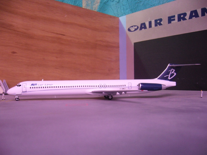MD-83 BLUE LINE MINICRAFT F-RSIN 1/144 compagnies aériennes françaises d'hier et d'aujourd'hui pn56 P1080511