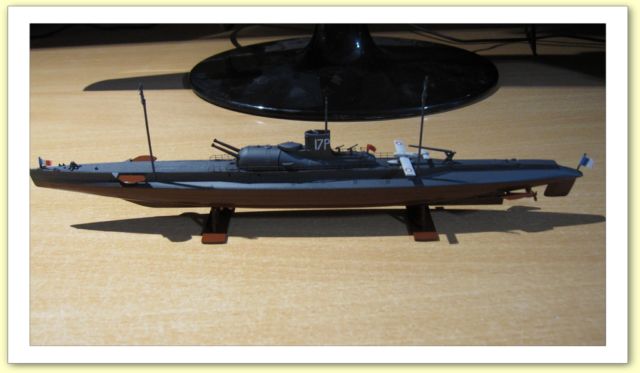 Croiseur sous-marin SURCOUF + photo-découpes  Réf 1074 Bv000021