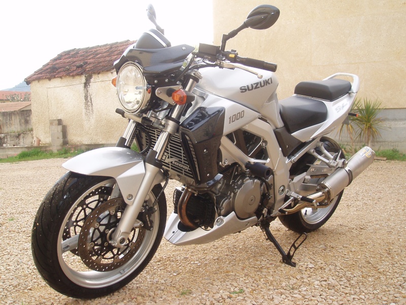 [VENDS] SUZUKI SV 1000 N Boxer édition 2004  P1010010