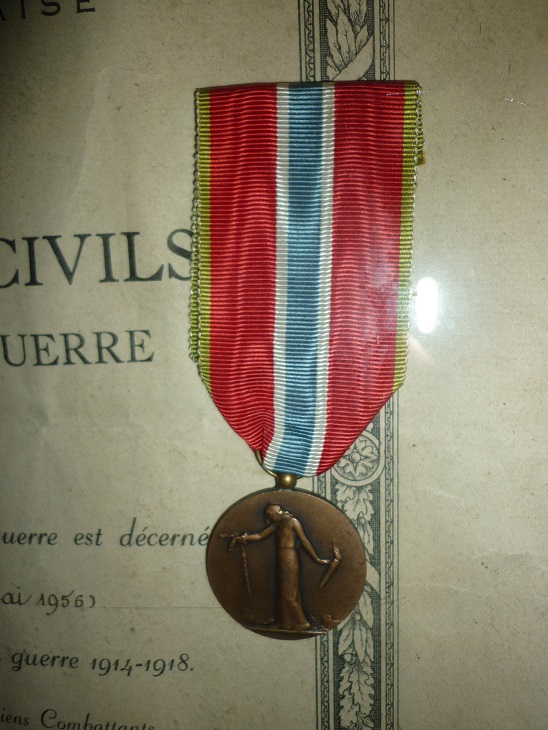 médaille des otages et prisonniers civils P1470014