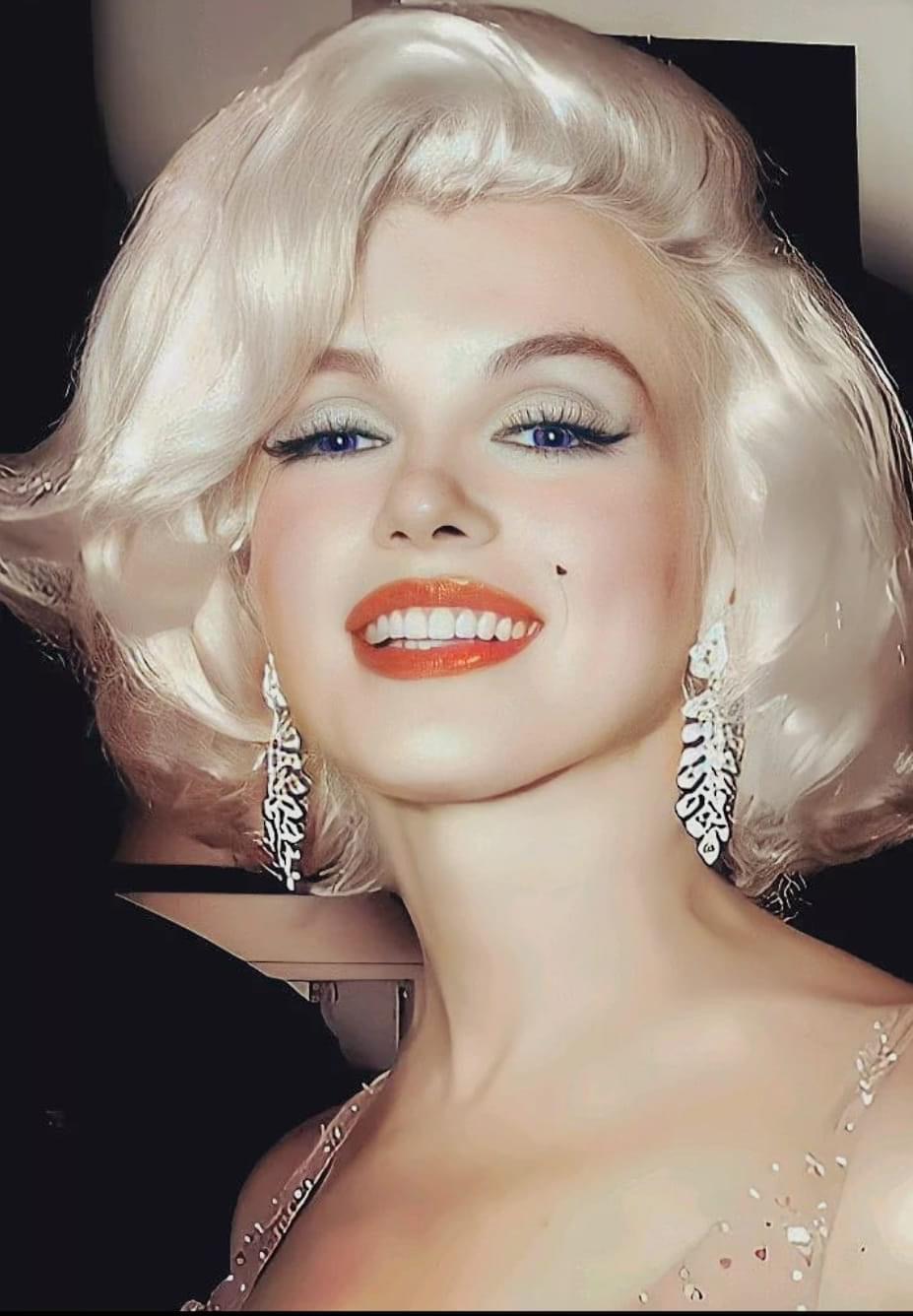Marilyn Monroe... - Página 3 52fdee10