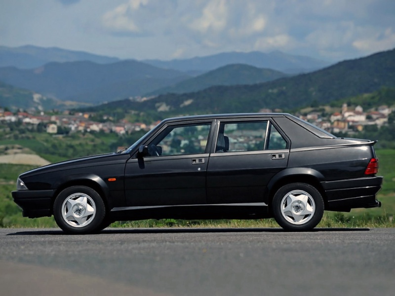 le club fête les 30 ans de l'alfa romeo 75  1991_a10