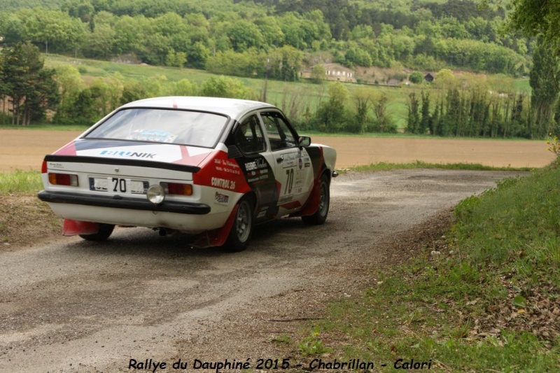 5ème Rallye Historique du Dauphiné 2/3 Mai 2015 - Page 6 Dsc05305
