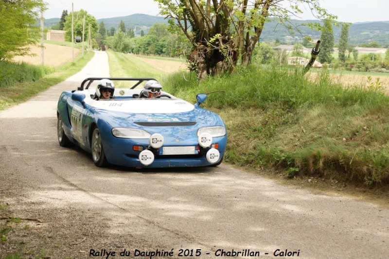5ème Rallye Historique du Dauphiné 2/3 Mai 2015 - Page 5 Dsc05345