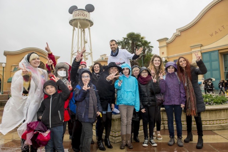 Disney VoluntEARS - Page 3 Dsc74610