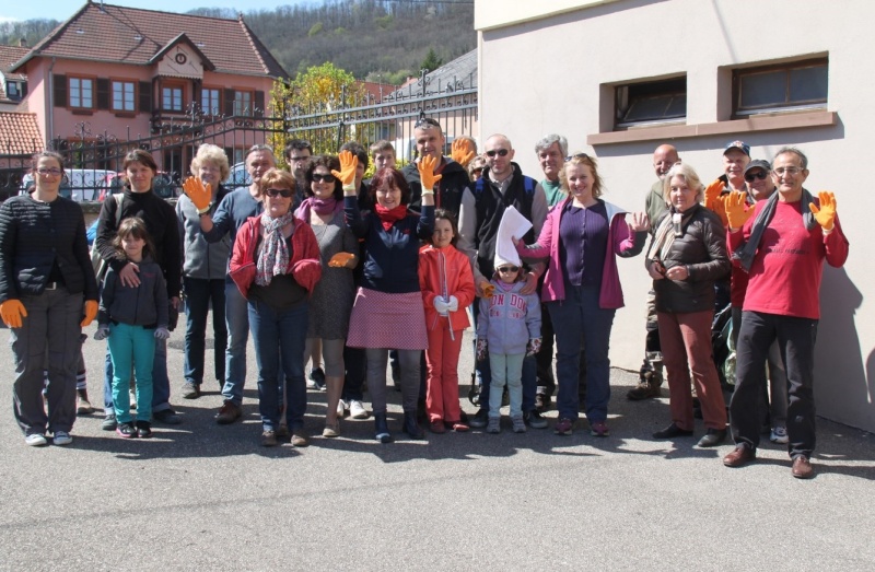 Nettoyage de printemps du 18 avril 2015 à Wangen Img_6111