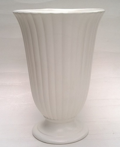 vase - 674 Tall Fluted Vase first made 5.7.63 674_ta10