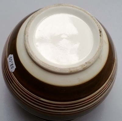 A pot to put near the start of the Steenstra timeline Steens13