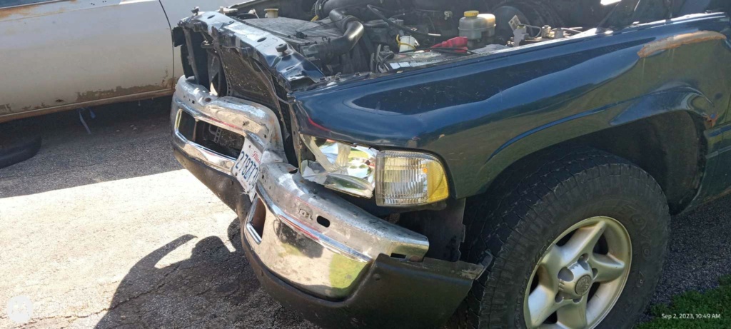 CRASH SALE Help Limey Get a Truck back for his family  37232710