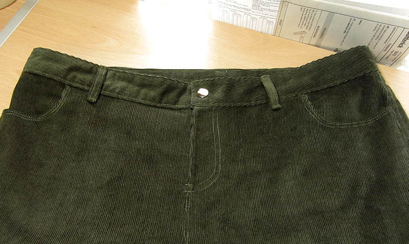 Cord Jeans. Green_11