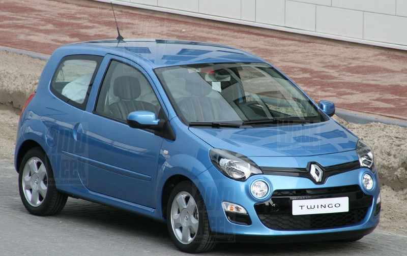Ce que les Renault 9 et Renault 11 ont apporté à l'automobile ? Renaul12