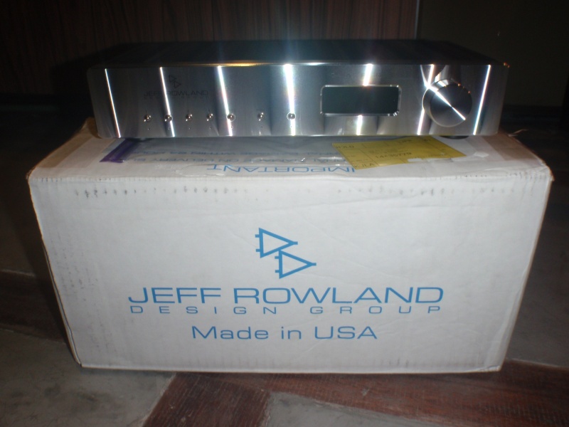 Jeff Rowland Capri  S2 Pre Amp   P3140015