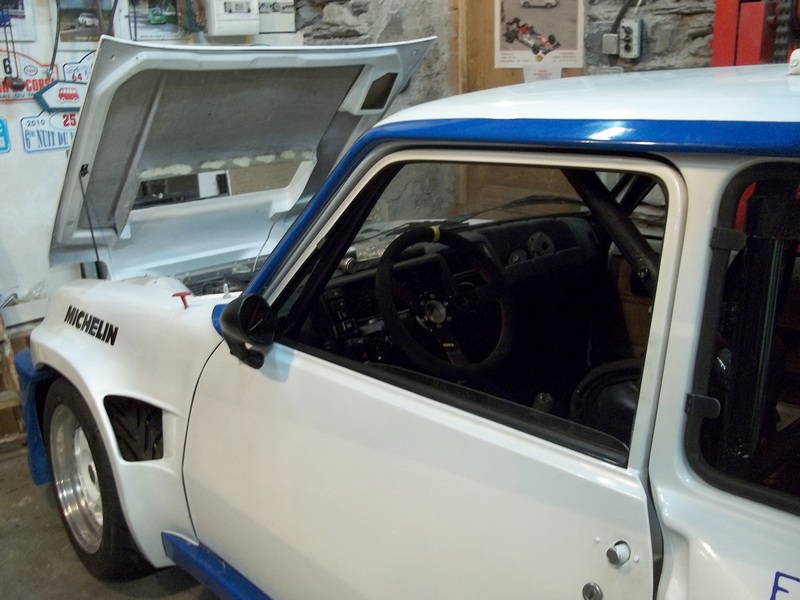 Pas très original, encore une restauration de R 5 turbo - Page 40 100_1722