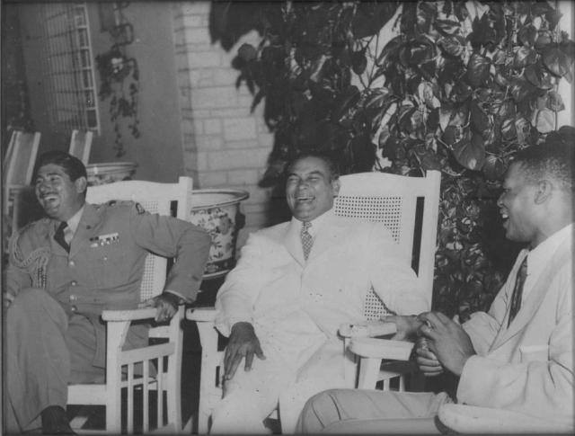 El boxeador Niño Valdés visitando al Presidente de Cuba Fulgencio Batista Niyo_v12