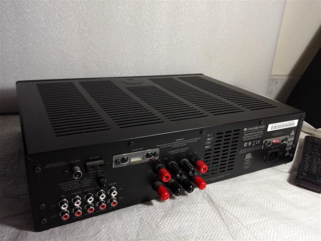 Cambridge Audio Topaz SR10 stereo tuner amp  (sold) Img_2037