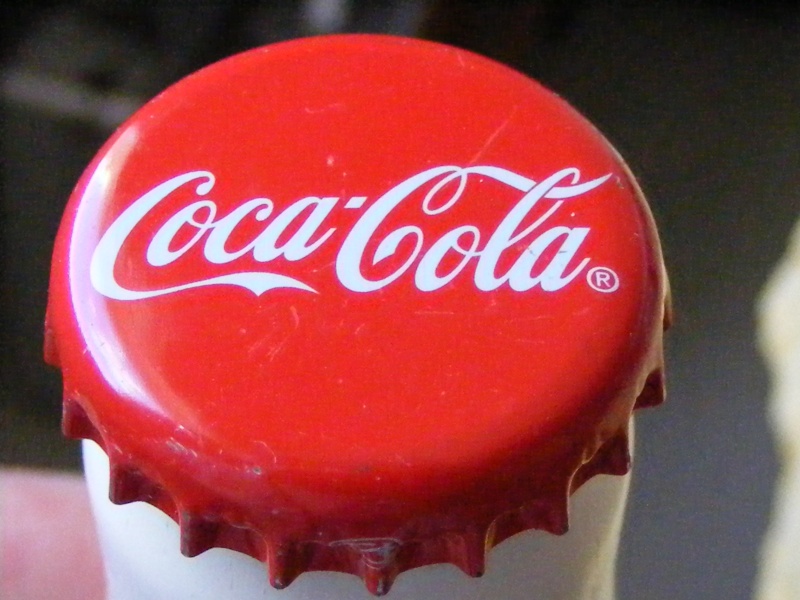 Coca Cola 100 ans de la bouteille "bombée" Dscf3116