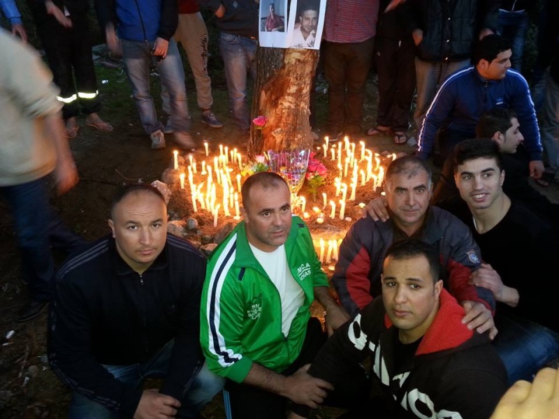 Recueillement  à la mémoire de Samir Meziane et Allaoua Belkasmi au niveau du lieu de l' accident fatal_le jeudi 19 mars 2015 . 127