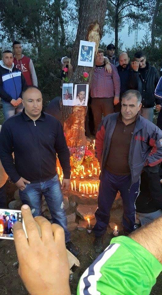 Recueillement  à la mémoire de Samir Meziane et Allaoua Belkasmi au niveau du lieu de l' accident fatal_le jeudi 19 mars 2015 . 145