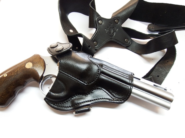 HOLSTER d'AISSELLE : l'"A.P.M.3" by SLYE Dscf1714