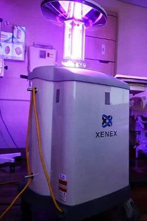 ULTRAVIOLET LIGHT ROBOT KILLS EBOLA IN TWO MINUTES; WHY DOESN'T EVERY HOSPITAL HAVE ONE OF THESE? Xenex-11