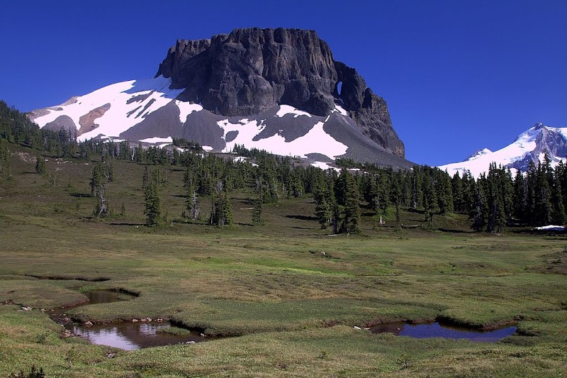 L’arc volcanique des Cascades (sujet participatif) La_tab10