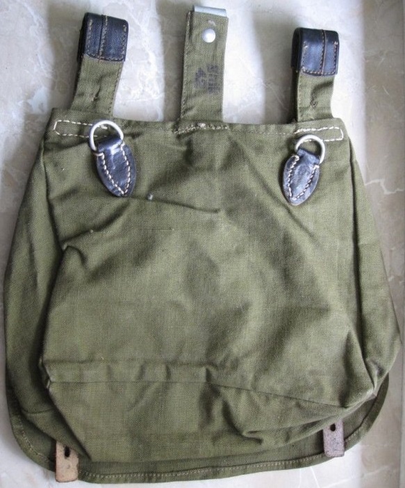 Sac à pain daté 1942 ? D10