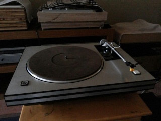 STD 305M turntable and Lenco GL72 turntable - preloved Tt211