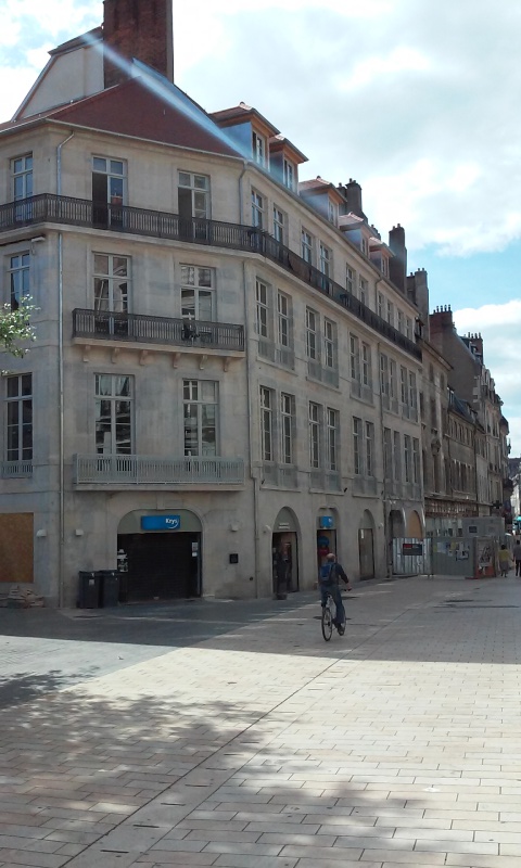 L'horlogerie et l'immobilier à Besançon Deuxo10