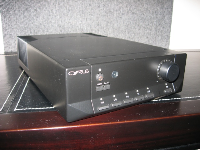 Cyrus 3 Integrated Amplifier (SOLD) Img_0716