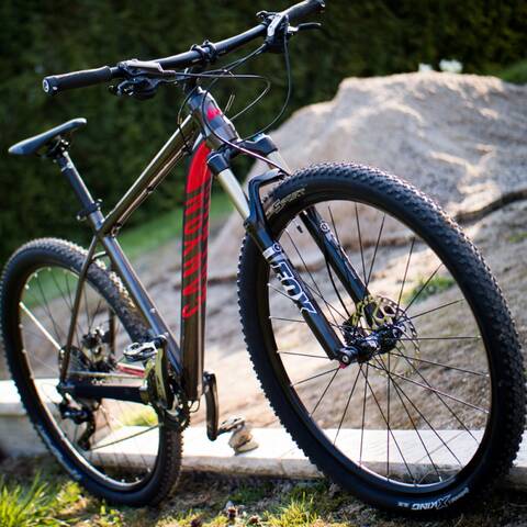 GRAND CANYON AL SLX 7.9 2015 (Meteor Grey / Red)