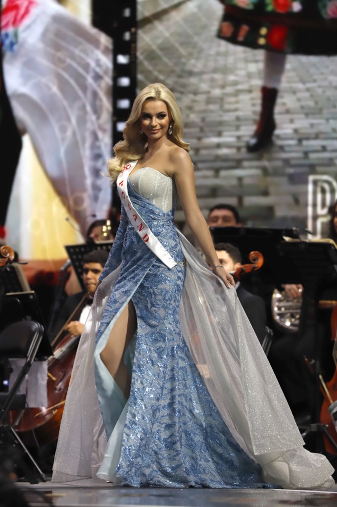 ♔ The Official Thread Of Miss World 2021 ® Karolina Bielawska of Poland ♔ 000et610