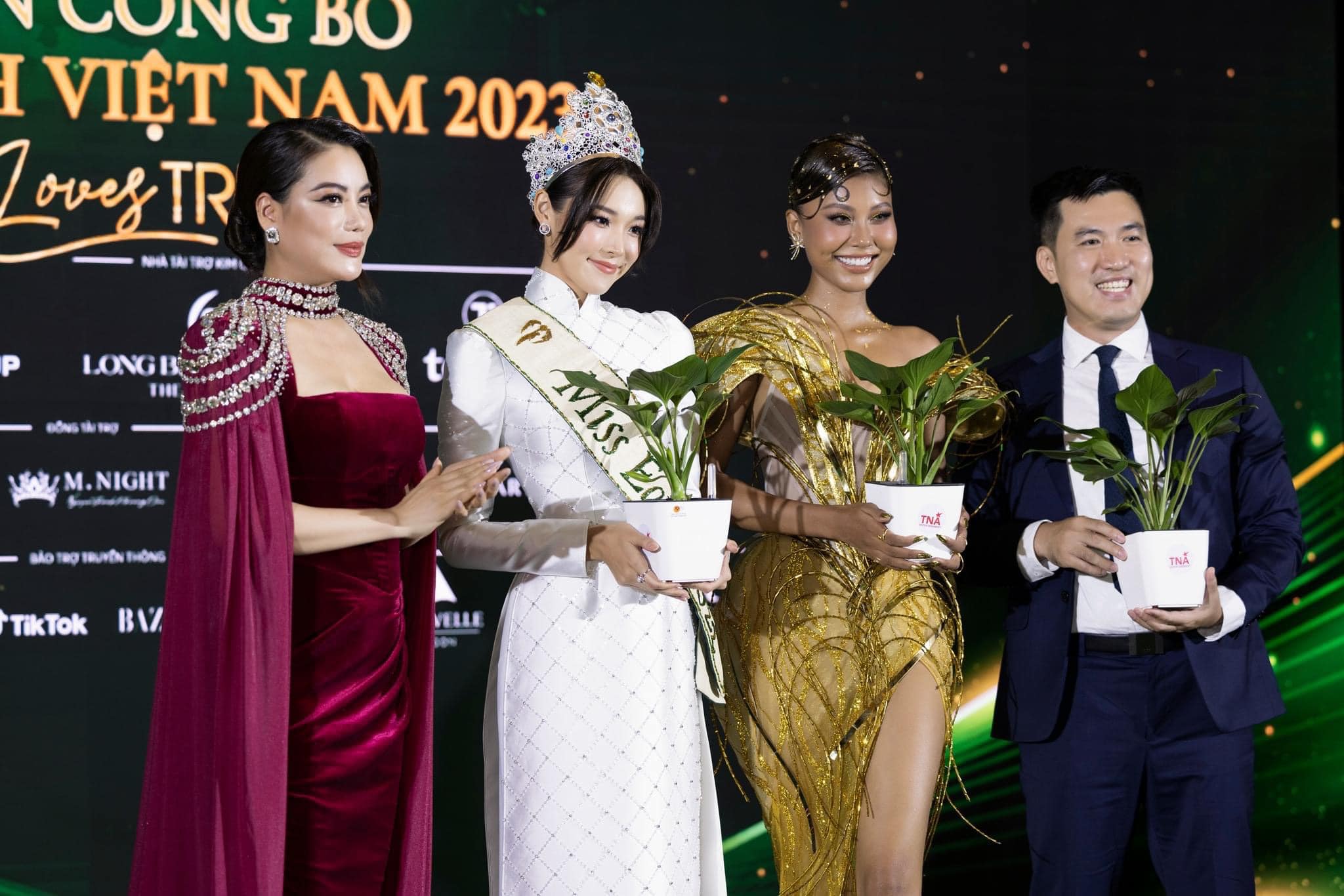 Official Thread of MISS EARTH 2022: Mina Sui Choi of KOREA - Page 2 36191410