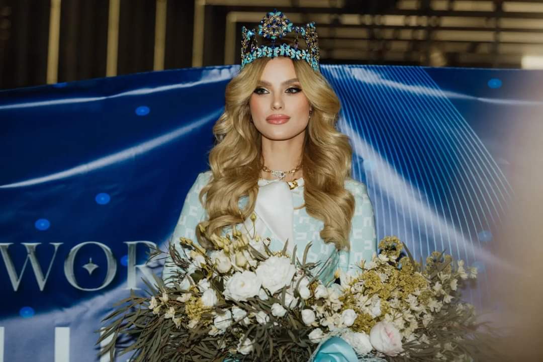 ♔ The Official Thread Of Miss World 2023/2024 ® Krystyna Pyszková of Czech Republic ♔ - Page 2 Fb_im403