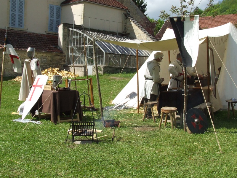 Première fête médiévale d'Ancy le Franc  Dscf6424