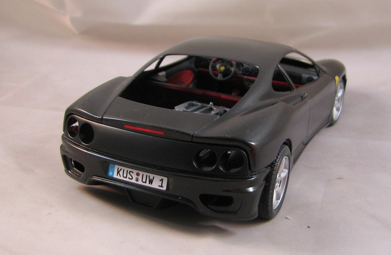 [revell 1/24°] Ferrari 360 Modena - Page 2 Img_0032