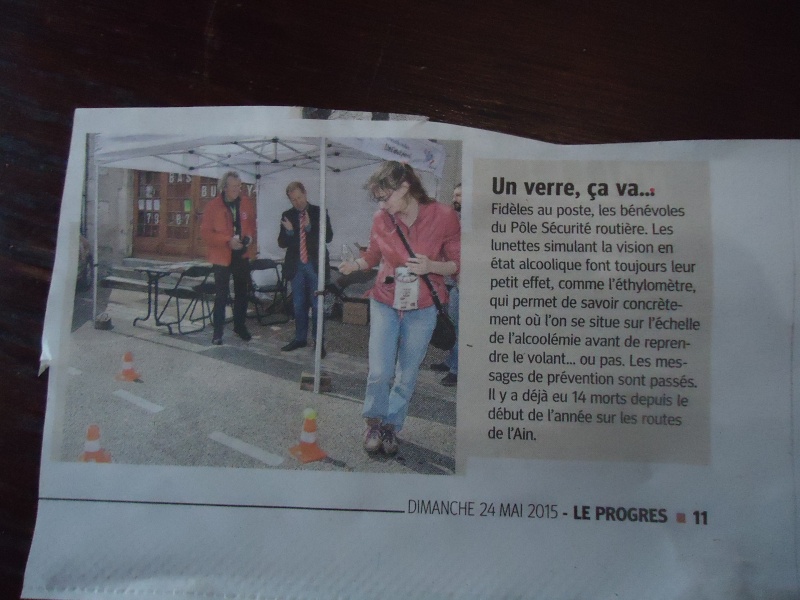 voici quelques coupures - Page 4 Dsc07513