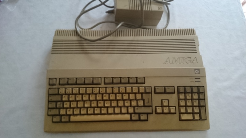 Vds amiga 500 Dsc_0723