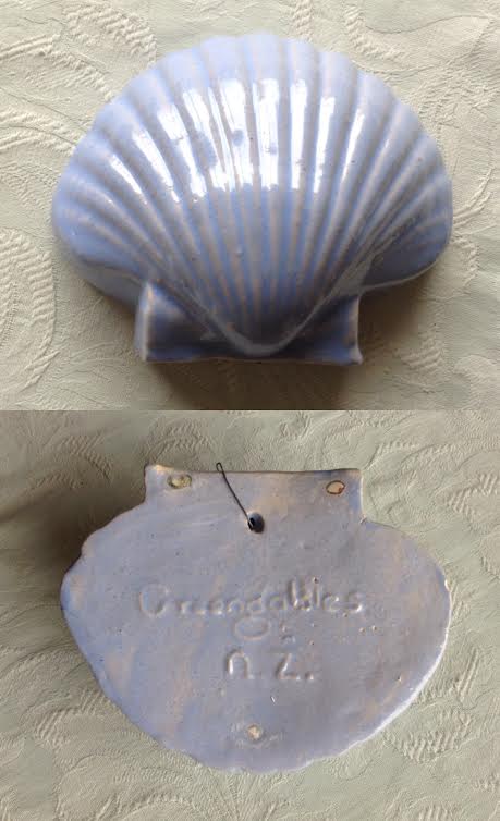 Shell - Greengables scallop shell wall pocket Greeng10